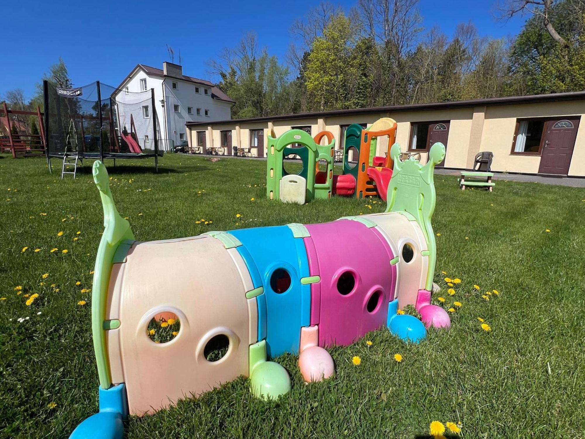 Osrodek Rodzinny "Pod Wydmami" Przy Plazy , Plac Zabaw , Rowery Sarbinowo Exteriör bild