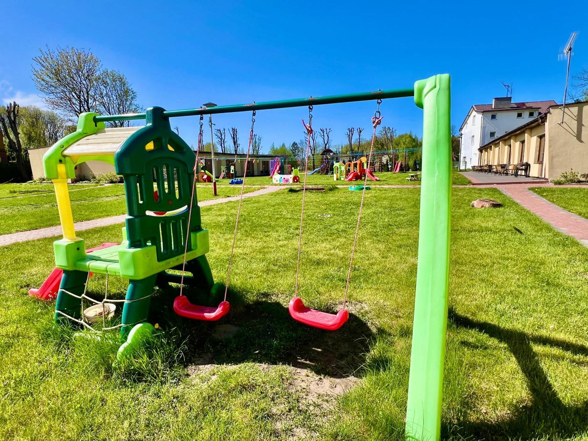 Osrodek Rodzinny "Pod Wydmami" Przy Plazy , Plac Zabaw , Rowery Sarbinowo Exteriör bild