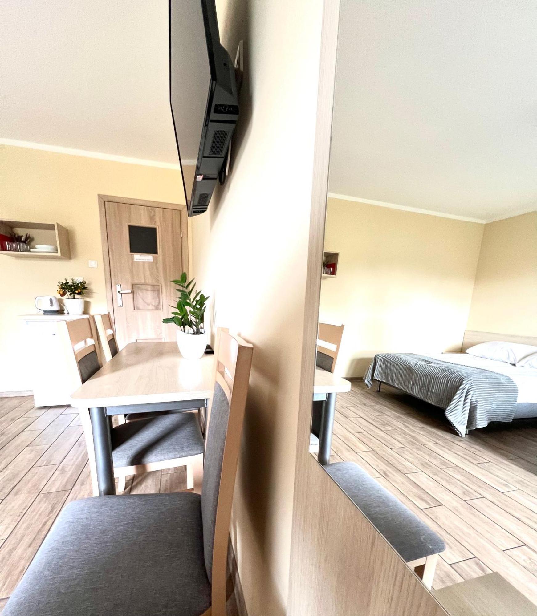Osrodek Rodzinny "Pod Wydmami" Przy Plazy , Plac Zabaw , Rowery Sarbinowo Exteriör bild