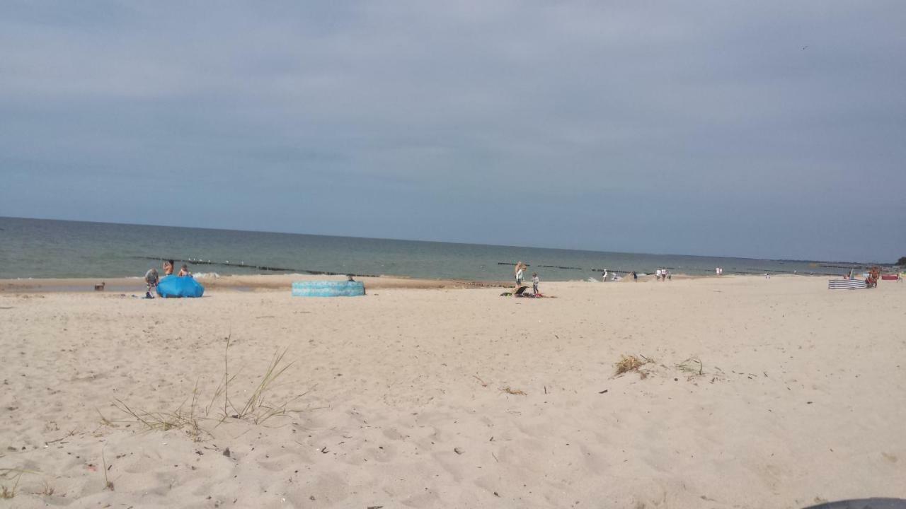 Osrodek Rodzinny "Pod Wydmami" Przy Plazy , Plac Zabaw , Rowery Sarbinowo Exteriör bild