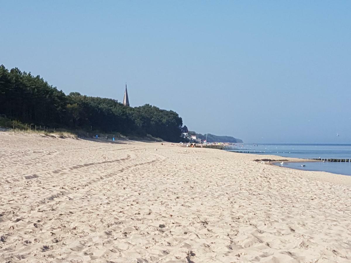 Osrodek Rodzinny "Pod Wydmami" Przy Plazy , Plac Zabaw , Rowery Sarbinowo Exteriör bild